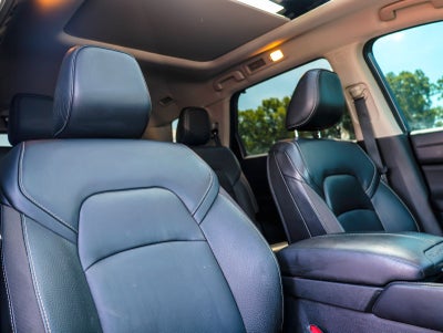 2024 Nissan Pathfinder SL Premium