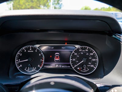 2024 Nissan Pathfinder SL Premium