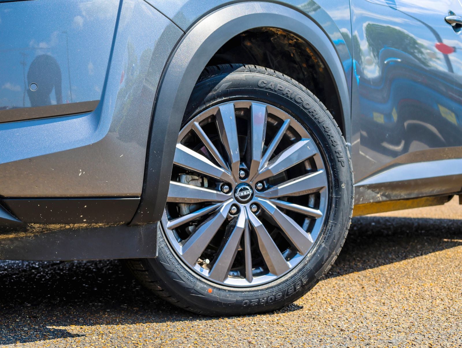 2024 Nissan Pathfinder SL Premium