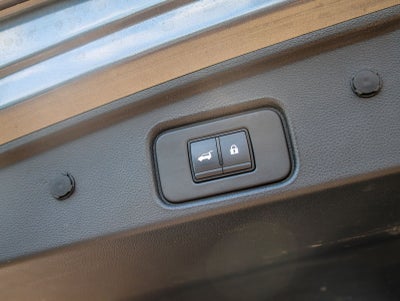 2024 Nissan Pathfinder SL Premium