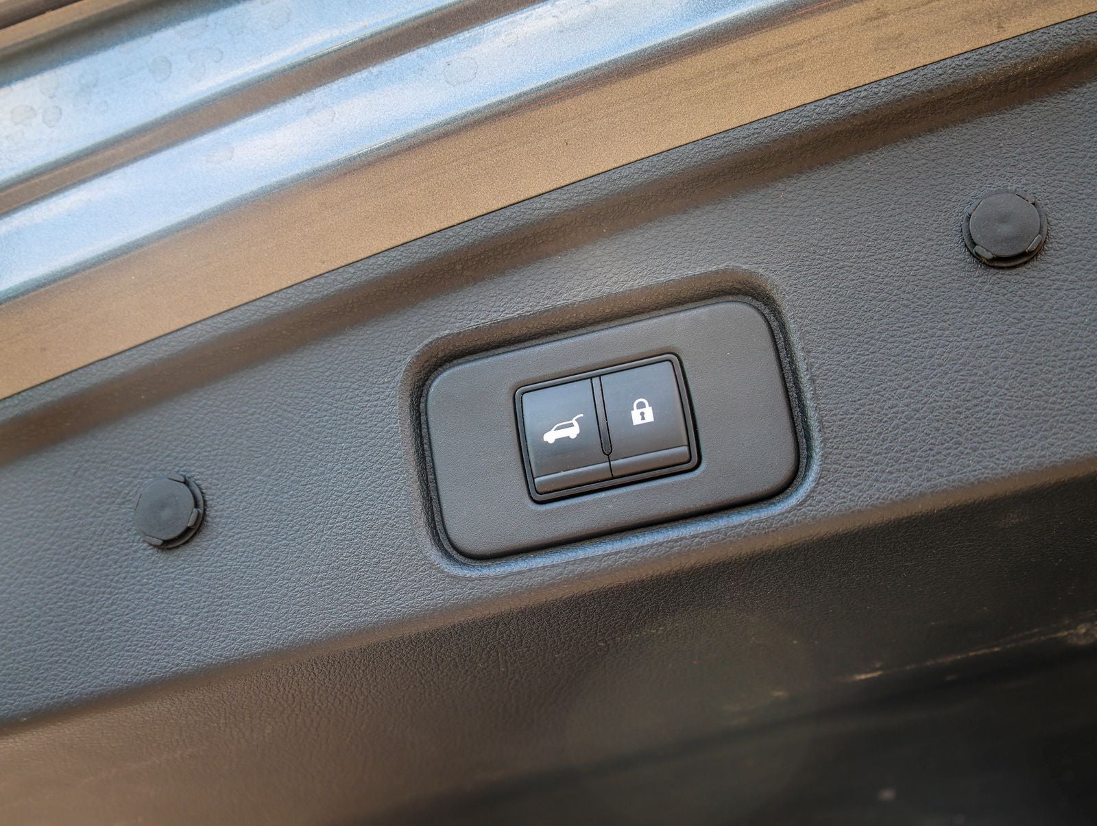 2024 Nissan Pathfinder SL Premium