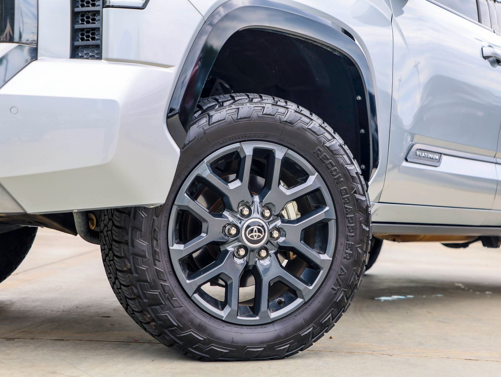 2023 Toyota Tundra Platinum