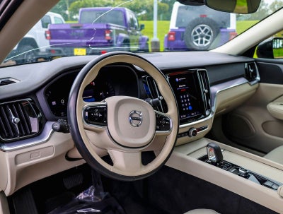 2024 Volvo S60 B5 Core Dark Theme