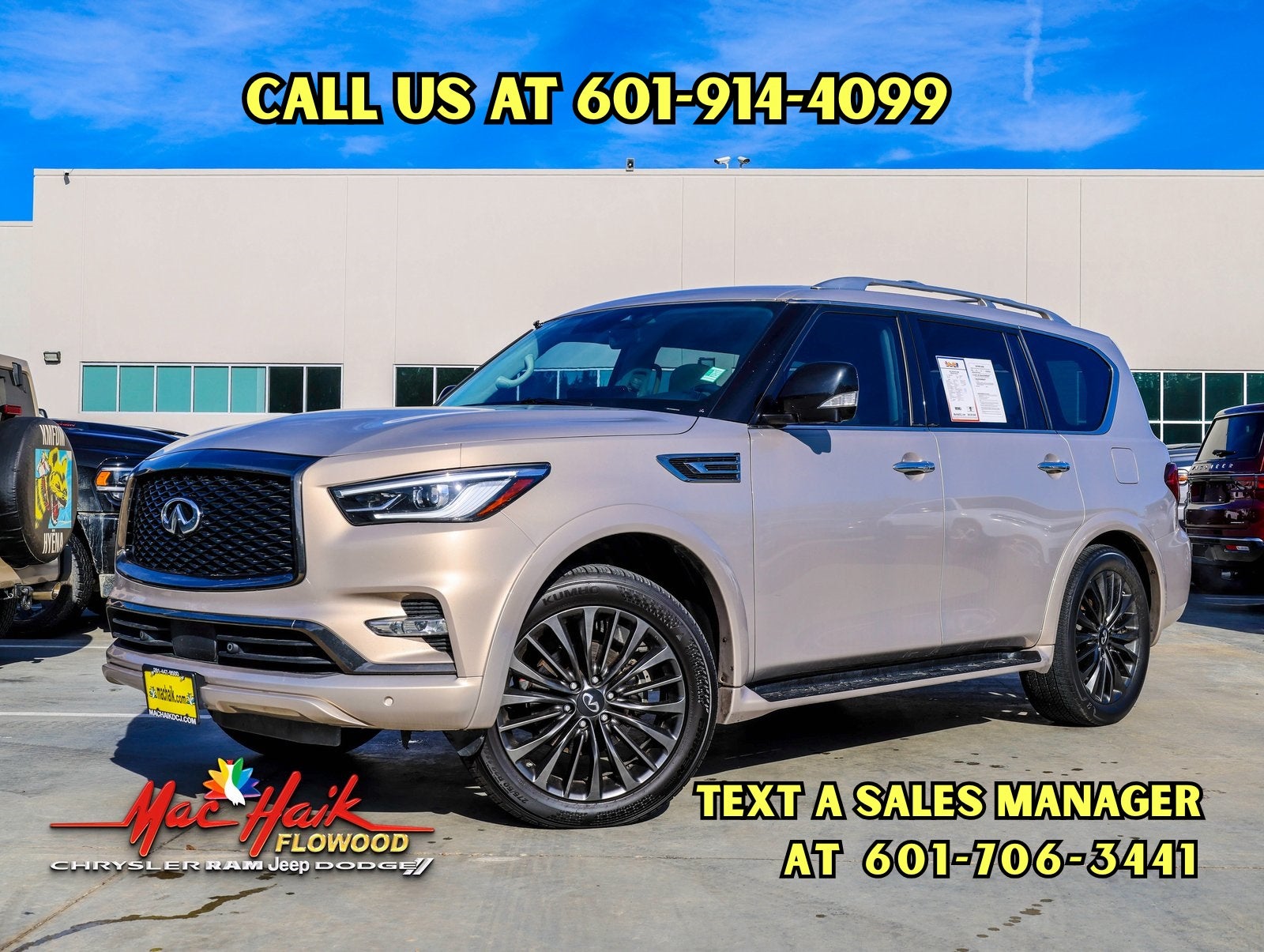 2022 INFINITI QX80 Premium Select