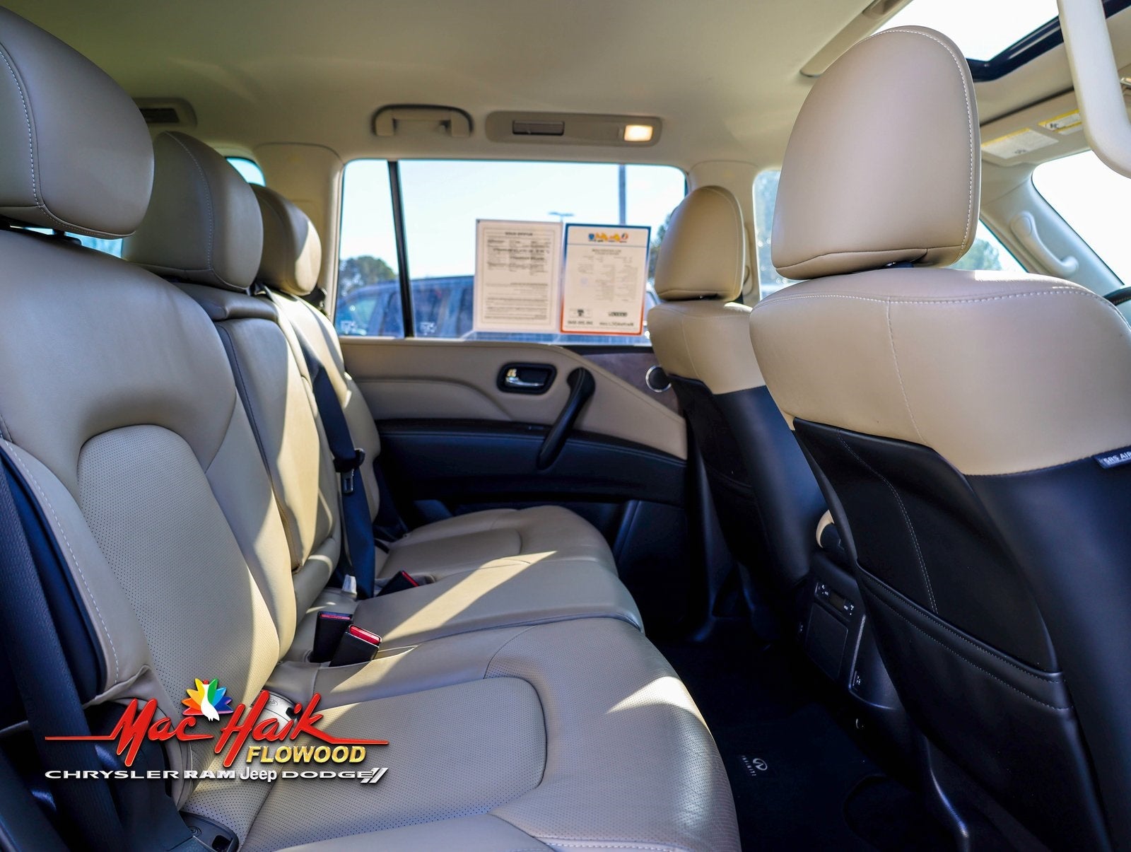 2022 INFINITI QX80 Premium Select