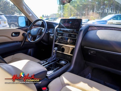 2022 INFINITI QX80 Premium Select