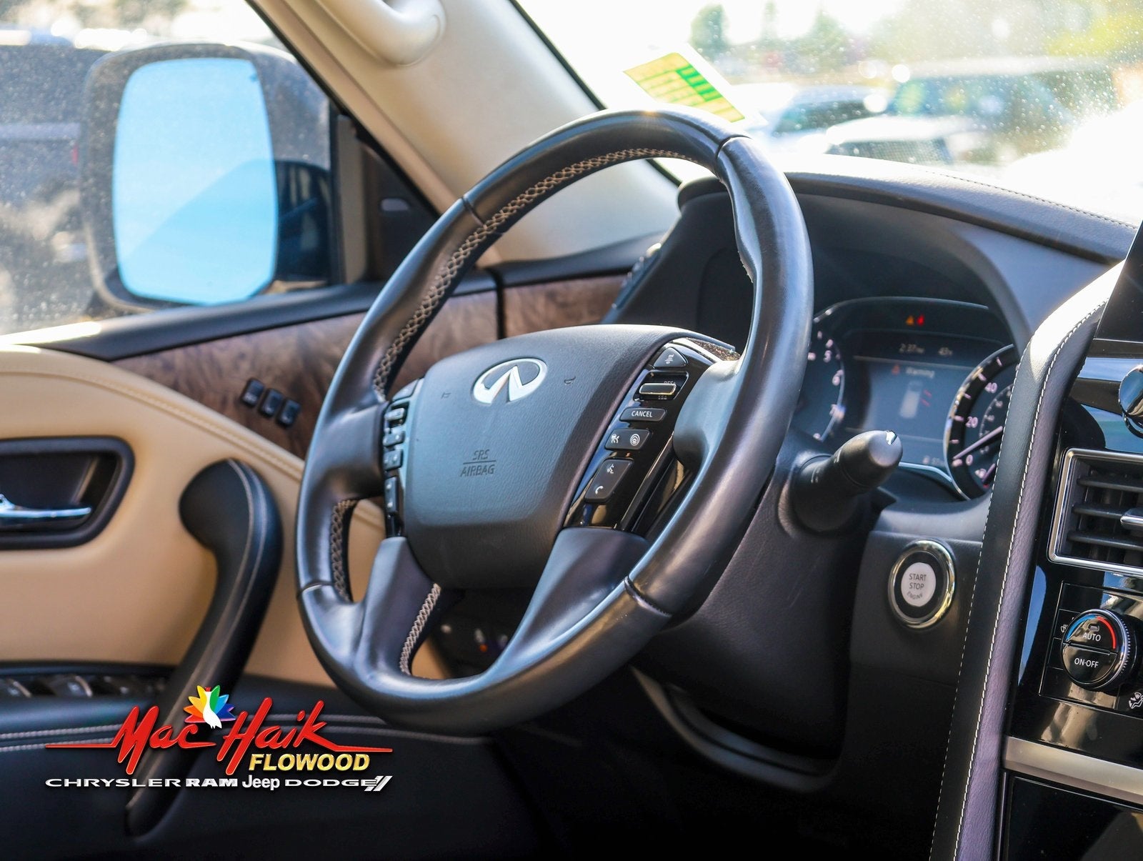 2022 INFINITI QX80 Premium Select