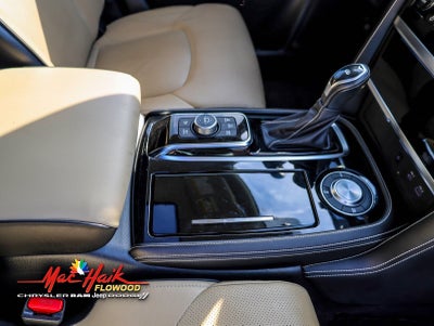 2022 INFINITI QX80 Premium Select