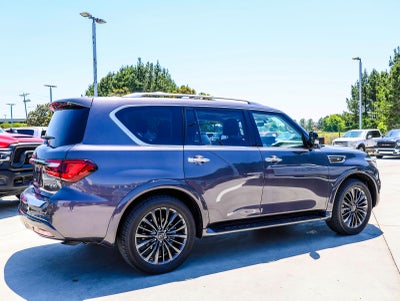2022 INFINITI QX80 Premium Select