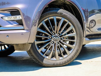 2022 INFINITI QX80 Premium Select