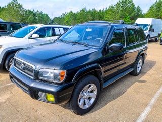 2003 Nissan Pathfinder LE