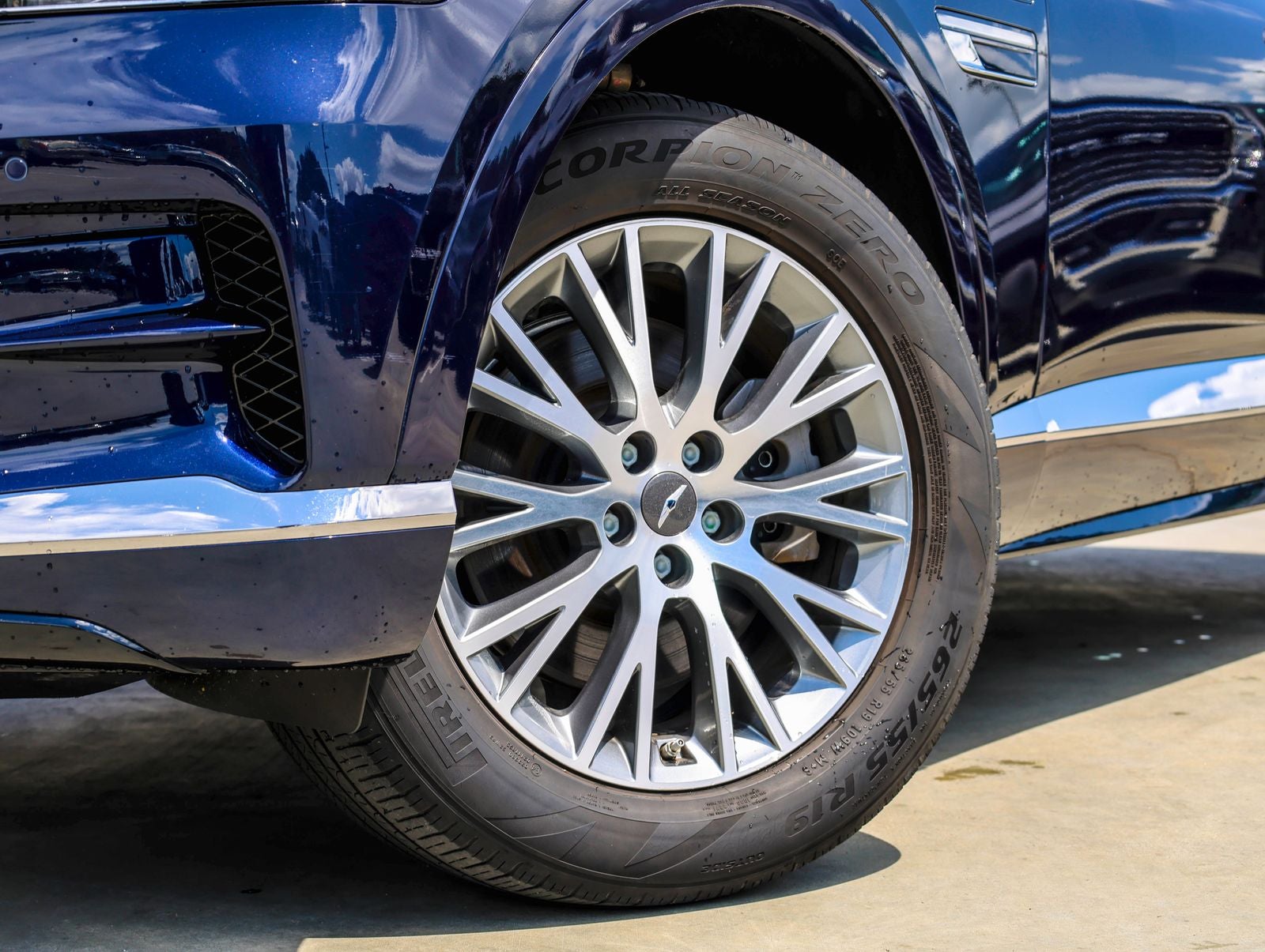 2024 Genesis GV80 2.5T