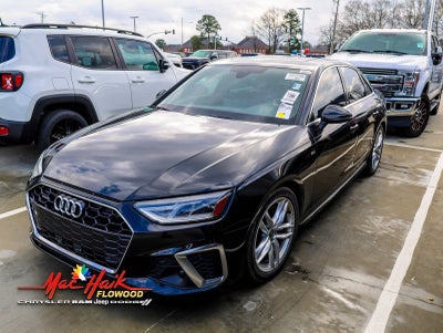 2022 Audi A4 45 S line Premium quattro