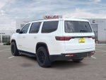 2023 Jeep Wagoneer Base