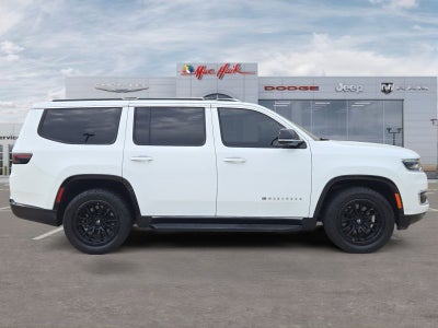 2023 Jeep Wagoneer Base