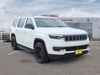 2023 Jeep Wagoneer Base