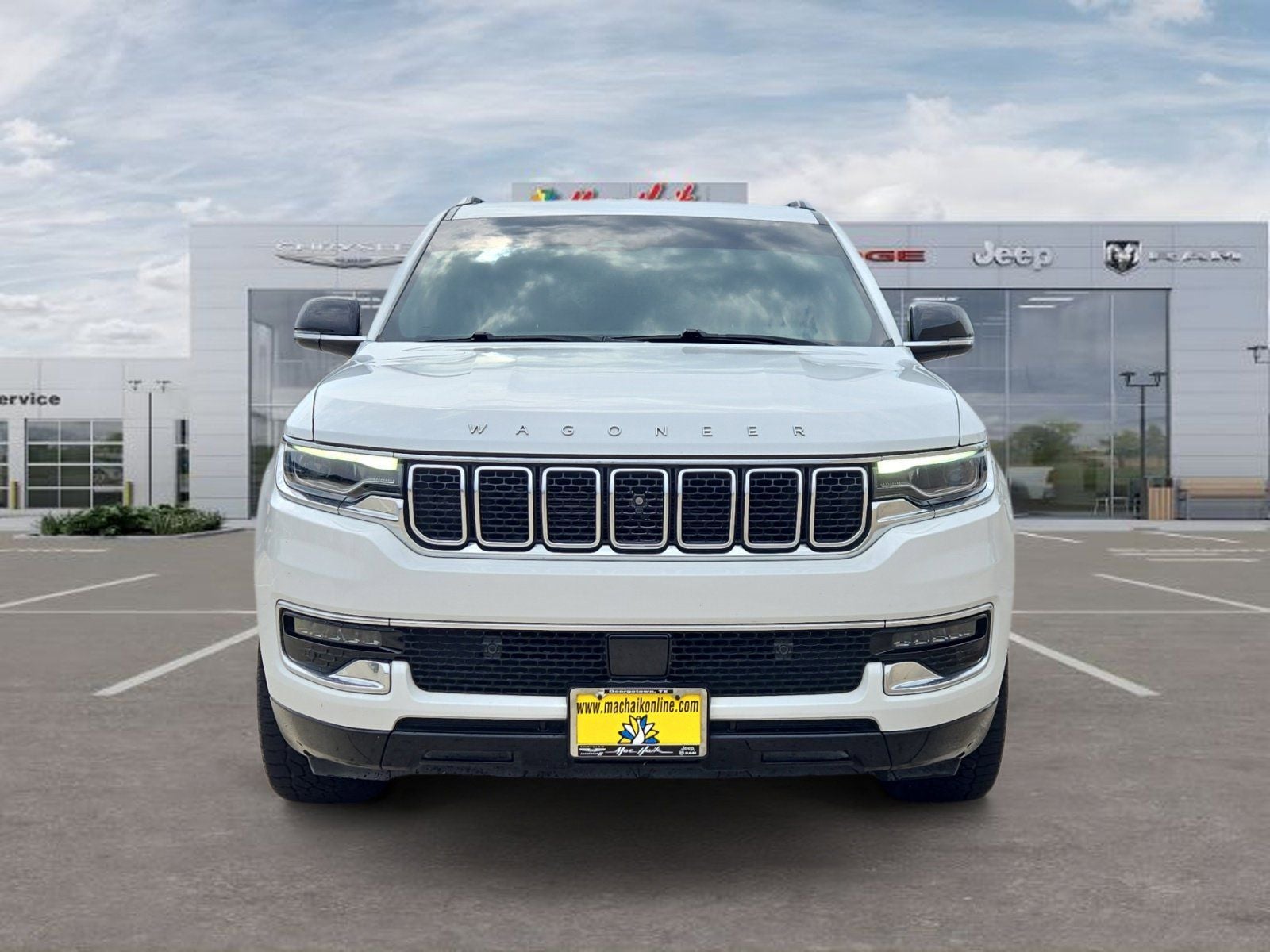 2023 Jeep Wagoneer Base