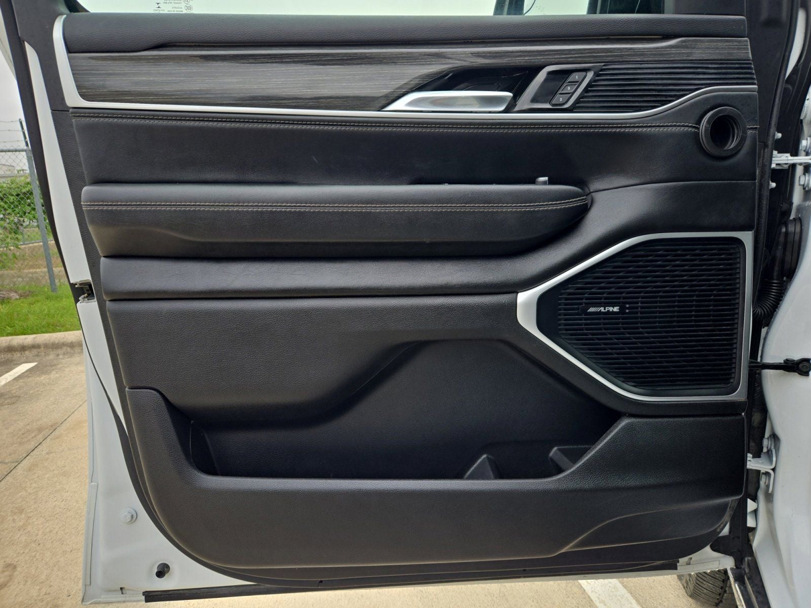 2022 Jeep Wagoneer Series II