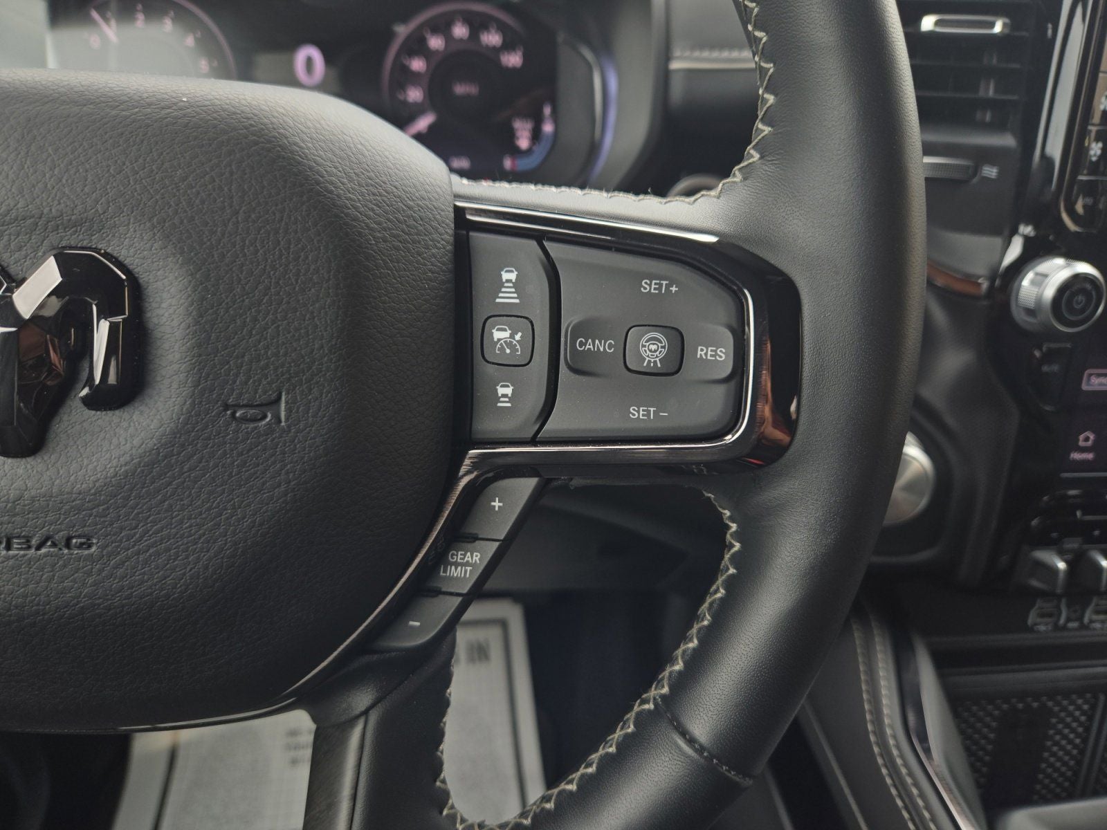 2025 RAM 1500 Limited