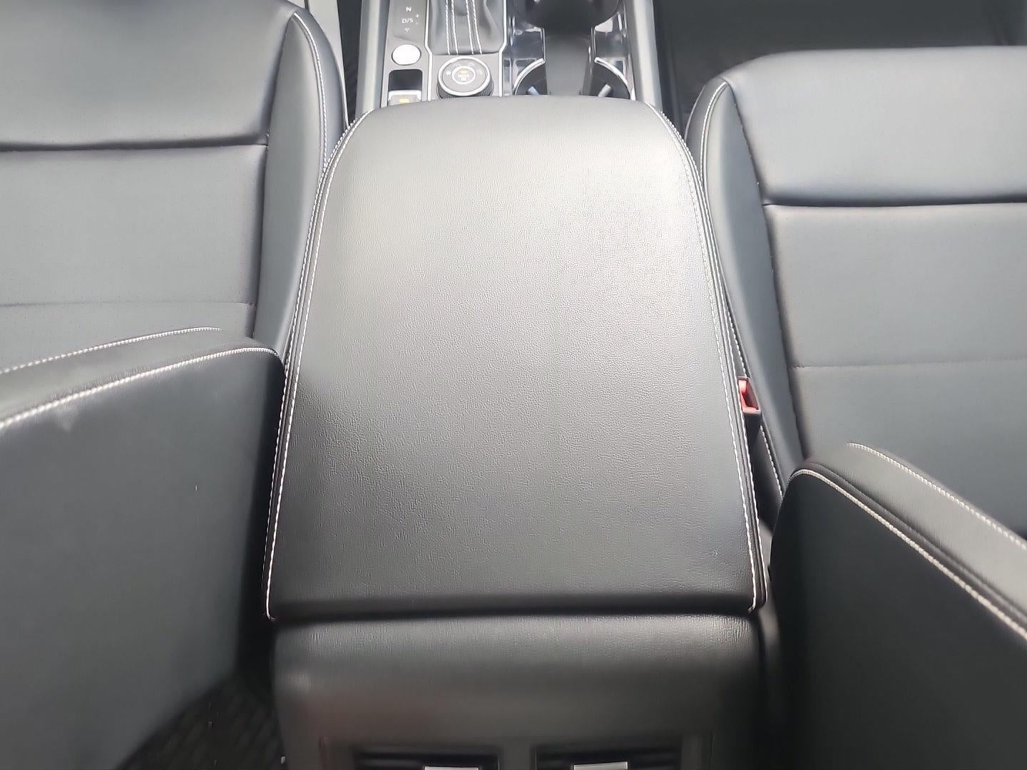 2023 Volkswagen Atlas Base