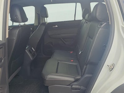2023 Volkswagen Atlas Base