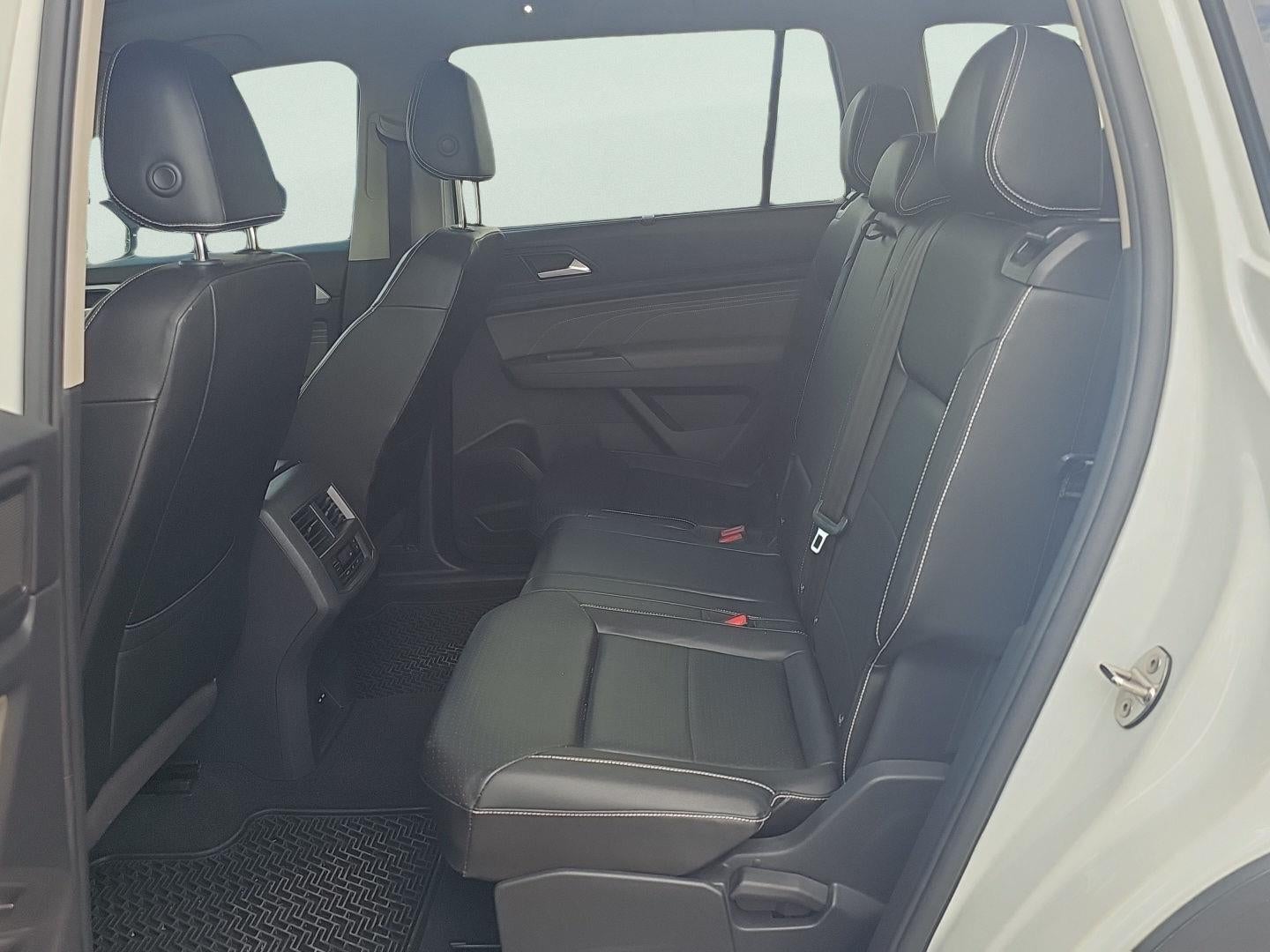 2023 Volkswagen Atlas Base