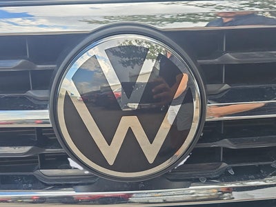 2023 Volkswagen Atlas Base