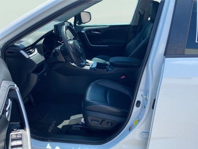 2020 Toyota Rav4 XLE Premium
