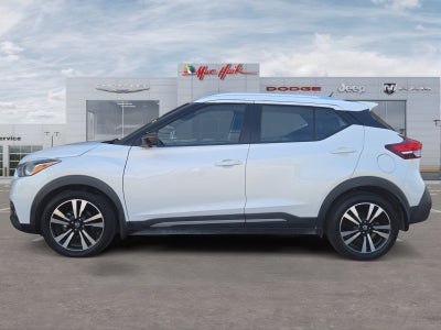 2019 Nissan Kicks SR