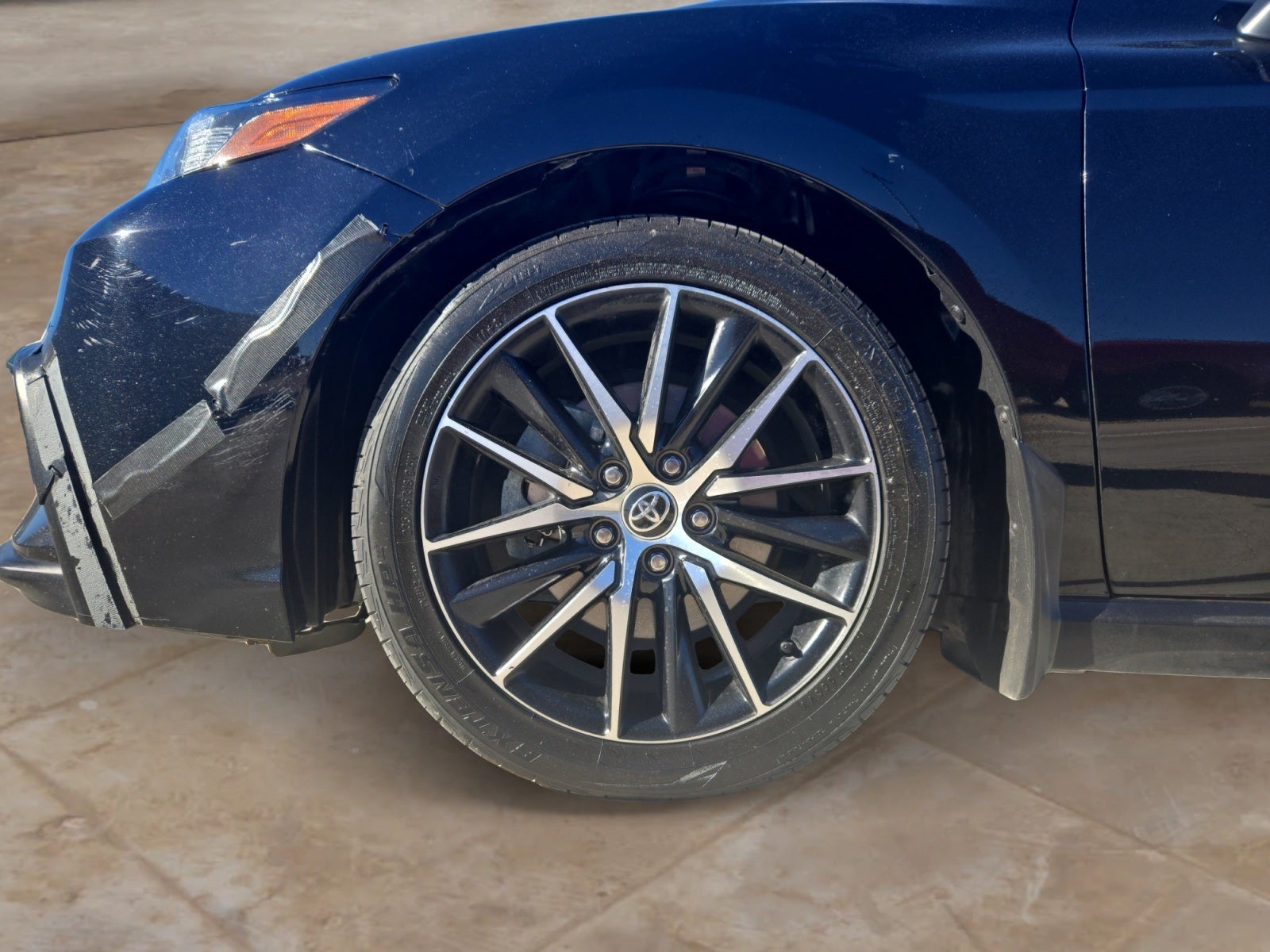 2022 Toyota Camry Hybrid SE