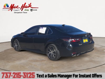 2022 Toyota Camry Hybrid SE