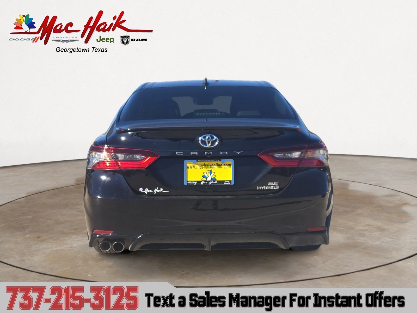 2022 Toyota Camry Hybrid SE