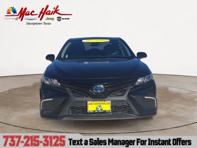 2022 Toyota Camry Hybrid SE