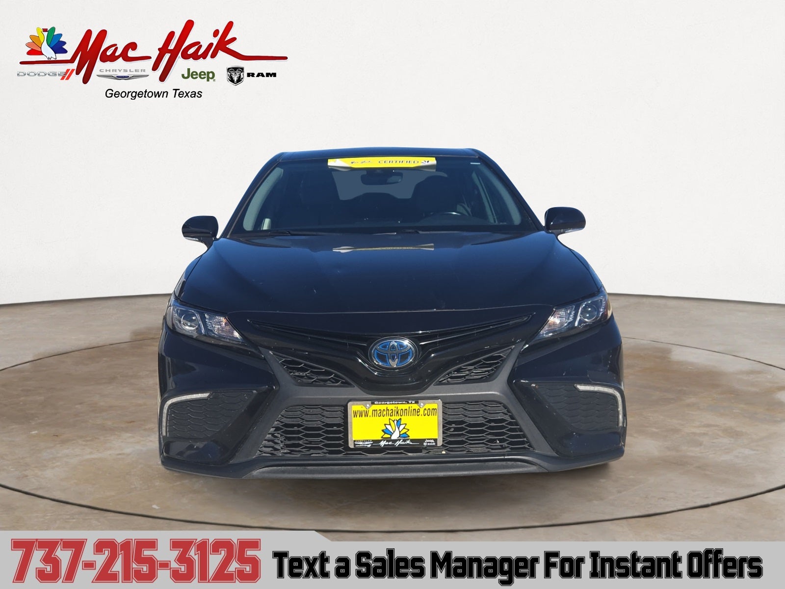 2022 Toyota Camry Hybrid SE