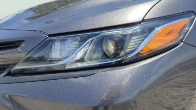 2020 Toyota Camry Hybrid SE