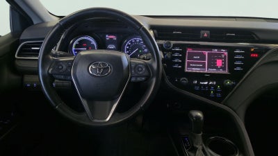 2020 Toyota Camry Hybrid SE