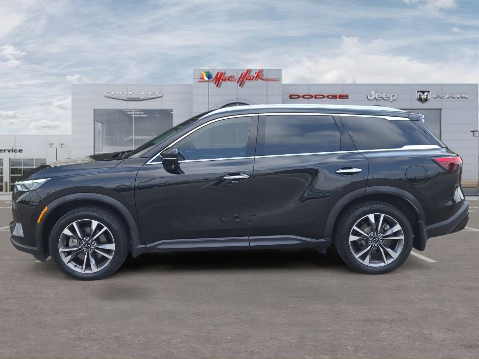 2024 INFINITI QX60 LUXE