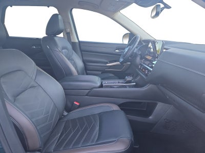 2022 Nissan Pathfinder Platinum