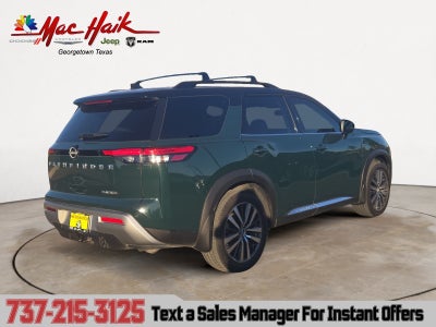 2022 Nissan Pathfinder Platinum