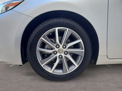 2017 Lexus ES 300h