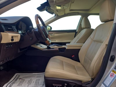 2017 Lexus ES 300h