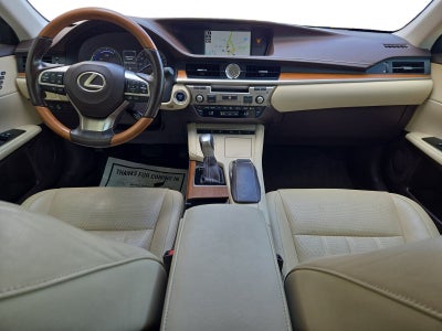 2017 Lexus ES 300h