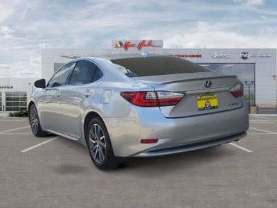 2017 Lexus ES 300h