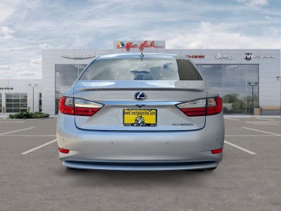 2017 Lexus ES 300h
