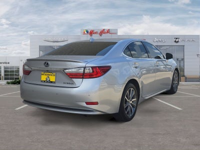2017 Lexus ES 300h