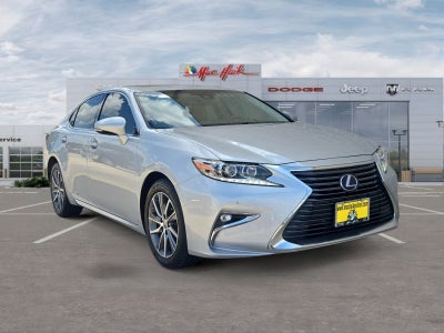 2017 Lexus ES 300h