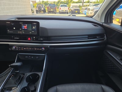 2025 Kia Carnival SX