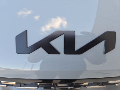 2025 Kia Carnival SX