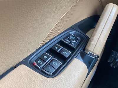2014 Porsche Cayenne Platinum Edition