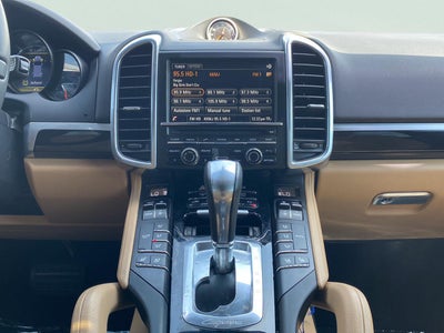 2014 Porsche Cayenne Platinum Edition